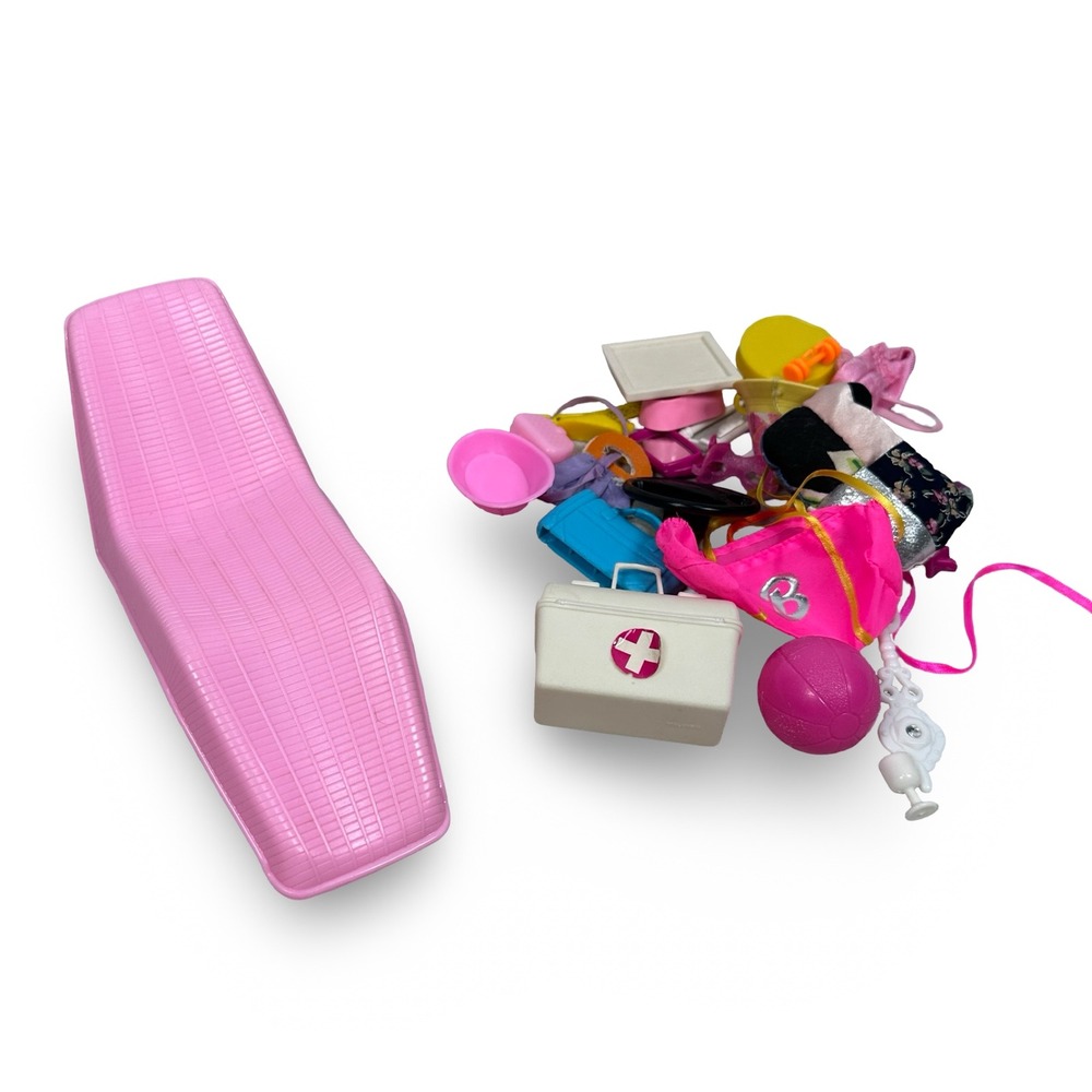 Vintage Barbie Mattel Doll Chaise Lounge Accessories Lot Pink Medical Kit 80s 90